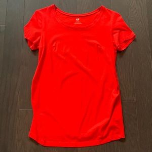 H&M Maternity Short Sleeve Tee Size Small